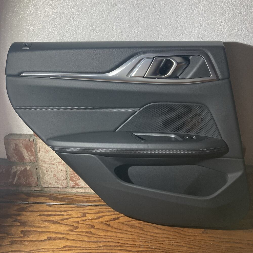 BMW I4 DOOR PANEL LEFT REAR 2023 OEM